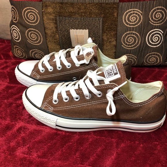 chocolate platform converse